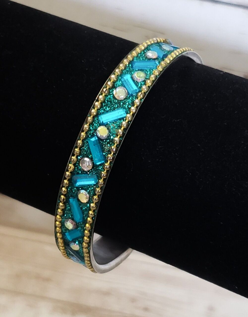 Vintage Bracelet / Bangle Bright Blue Glitter Bangle 7"